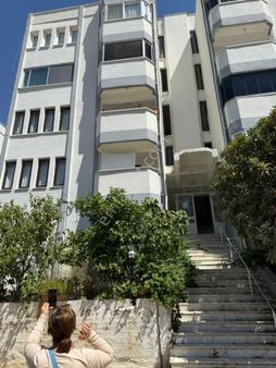 Stop’tan Deniz Manzaralı Site İçi 4+1