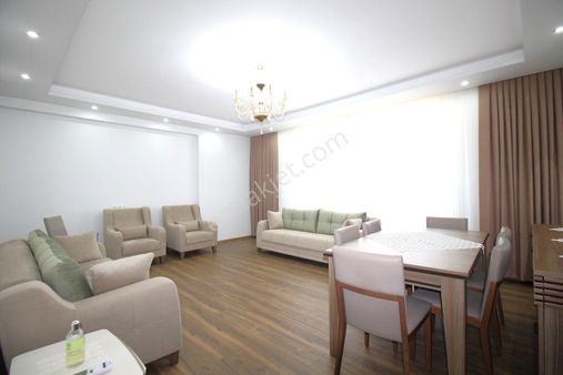 Retro’dan Kaliteli Yaşamın Konforla Buluştuğu Lüks 4+1