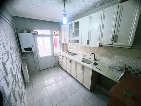 Cihandan Demetlale Bağdat Ve Cemersever Cadde Yakını Kiralık 3+1