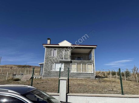 Oyaca'da Tek Tapu İskanlı Eşyalı Satılık Müstakil Ev