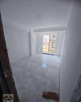 Bandırma 600 Evler Mahallesinde Satılık 4+1 Dubleks.