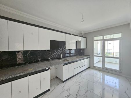 Sancak Mahallesinde İşyapar Gayrimekul'den Site İçi Kapalı Otoparklı Sıfır 3+1 Daire