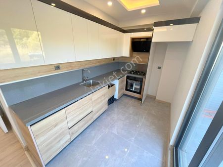 ▇altınkum'da Ebeveyn Banyolu Çift Geniş Balkonlu 2+1 Daire