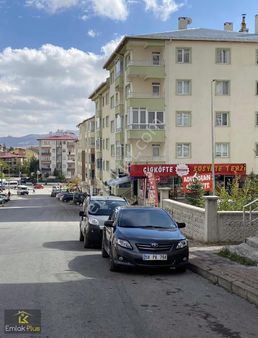 Emlak Plus'tan Cadde Üzeri Köşe Başı Dükkan
