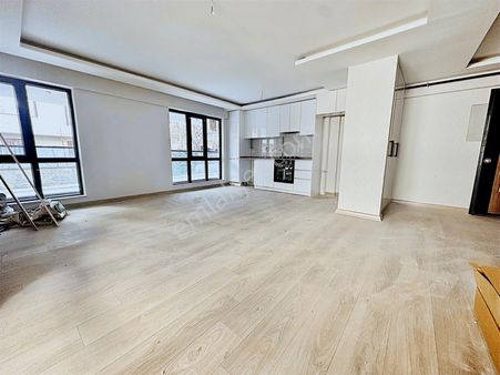 Acil!! Dikmen Ve Sinan Cd. Yakını 1+1 55 M2 ''sıfır'' Lüks Hazır