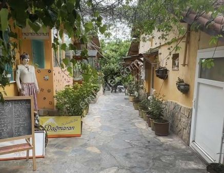 Doğa Dostu'ndan Bornova Yakaköyde 1620 M2 Kiralık İşyeri !