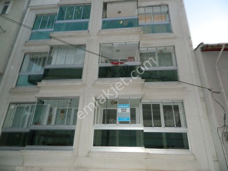 Başkan Emlaktan Kiralık Büyükdere Mahallesinde 2+1 Daire