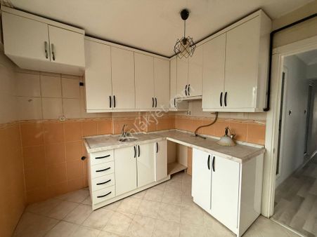 🏡laleli Mahallesi 🏡 ✅3+1 110 M2 5 Katlının 2 Katı ❇️kapalı Mutfak