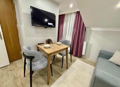 M.köy Metro-büs 14dk. Ana Cadde Yanı Full Lüks Sıfır Eşyalı 1+1