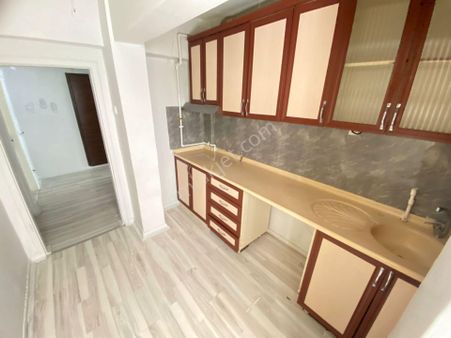 Es-astan Plevne Mah De 3+1 Yüksek Giriş Kiralık Daire