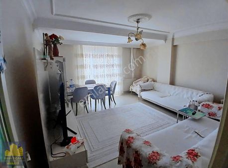 Arnavutköy Anadolu Mahallesinde Satılık 3+1 Arakat Daire