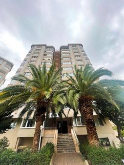 Mertcan Dan Yakakent Sitesinde 2+1 Arakat - Çift Balkonlu Fırsat