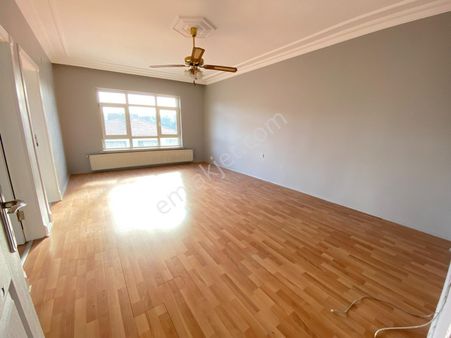 Ihlamur Vadisi Yakını 4+1 Yapılı Masrafsız Güney Cephe Manzaralı