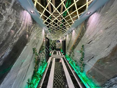 ꧁ Ay Emlak'tan꧂akçay Merkez'de Ultra Lüks Tasarımlı Ara Kat Ayrı Mutfak Satılık 2+1 Lüx Daire