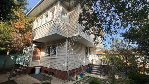 Üsküdar Çengelköy Ata 2 Sitesi 'nde Satılık Villa