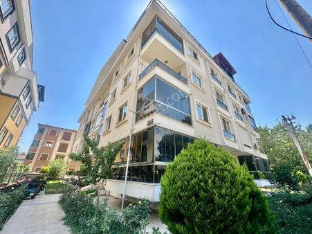 ꧁akçay Ay Emlaktan꧂ İkizçay'da Kombili Müstakil Tadında Amerikan Mutfaklı Satılık 2+1 Lüks Daire