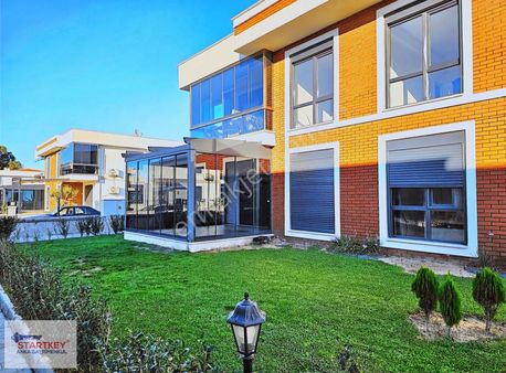 Startkey Ayvalık Altınova'da Havuzlu Sitede 2+1 Satılık Daire