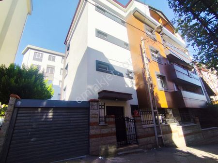 Adnan Kahveci Metroya 20 Dk Yüksek Giriş 3+1 Balkonlu Kiralık