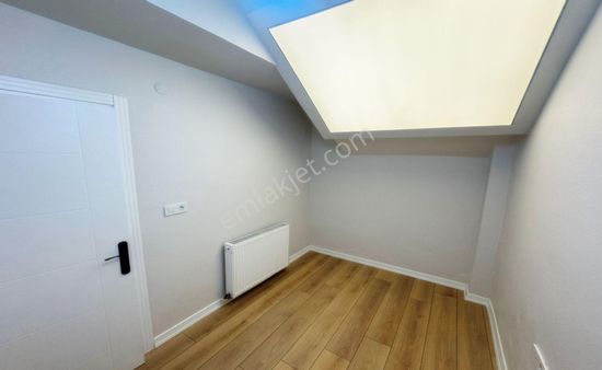 Yıl&ka Gayrımenkul'den Üçevler Mahallesi 2+1 Satılık Bahçe Katı