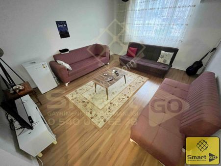 Levent'te Göl Manzaralı 2+1 Satılık Daire