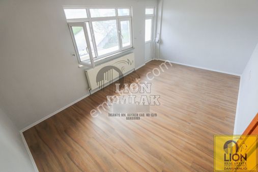 Lıon Emlak'tan Yeni Mahalle'de Arakat 2+1 Kiralık Daire
