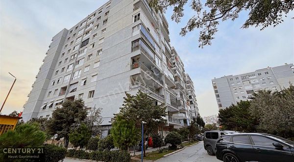 Bayraklı Seyhankent Sitesinde Tadilatlı Ferah Satılık 3+1 Daire