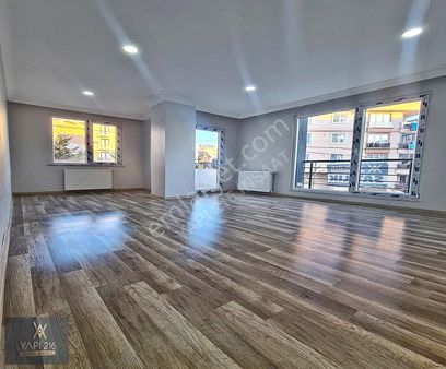 Yapı 216'dan Merkezi Konumda Ebeveyn Banyolu 3+1 Kiralık Daire
