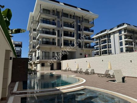 Alanya Kargıcak'ta Denize Yakın Şık Tasarımlı Lüks 2+1 Daire