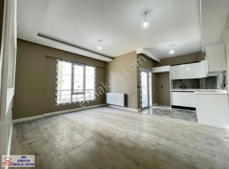 Mevlana Mahallesinde Merkezi Konumda Sıfır 2+1 Kiralık Daire