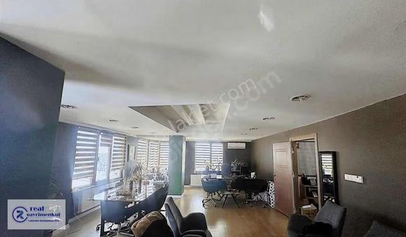 Kazımiye Esenboğa İş Merkezinde 3+1 Satılık Dükkan