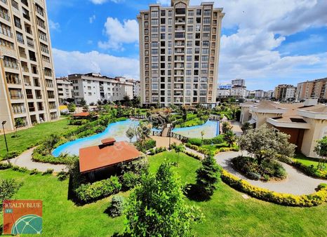 Selçuklu Evleri Sitesinde Peyzaj Cepheli Geniş 3+1 Satılık Daire