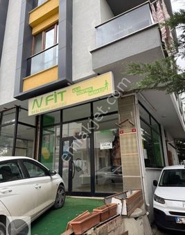 Erkutun'dan Sancaktepe Safa Mahallesi'nde Ön Kullanımlı Depolu Kiralık Dükkân