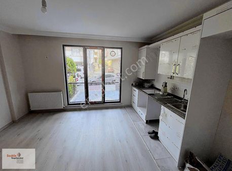 Maltepe Zümrütevlerde 1+1 Yüksek Giriş Kapalı Otoparklı Sıfır