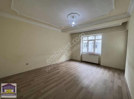 Haksever'den Kiralık 2+1 Balkonlu Ara Kat Y.emre Mah