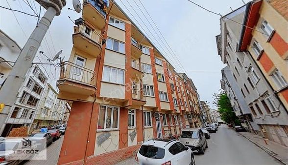 Tekgöz'den Kırmızı Toprak Mh. Dsi Sk. Satılık Arakat 2+1 Daire
