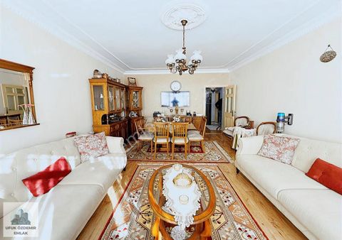 Ufuk Özdemir'den Dutluk Metro Yanı 3+1 Kat'ta Satılık Daire