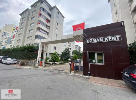 Özlem Aksu..uzman Kent Sitesi Geniş 3+1 Kiralık Arakat Daire