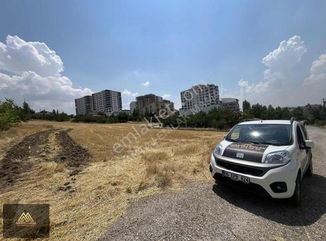 ^avantaj'dan Kıbrısköy'de Yapılaşma İçinde Cadde Dibi 125m2 Arsa