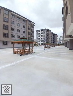 İşgalaman Cadde Üzeri Ali Ulvi Fetih Caddessi Mevlana Yakın 2+1