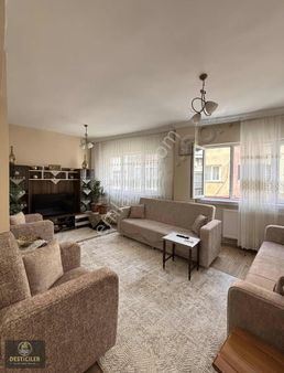 Om-desticiler Sakarya Caddesi Yakını Fırsat 2+1 Daire