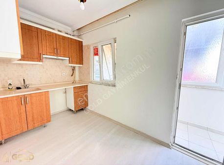 Gebze Marmaray Karşısında Satılık 1+1 Daire