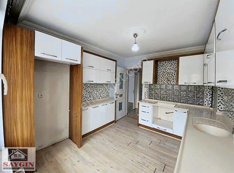 Saygın'dan Denizli Lisesi Karşısı 140m2 3+1 Önü Açık 3.kat Daire