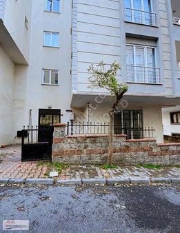 Cumhuriyet Mah. 1+1 Ayrı Mutfaklı Giriş Katı