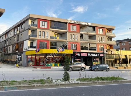 Metsa'dan Konuralp Cadde'de 1+1 Eşyalı Satılık Daire