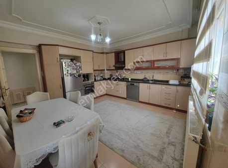 Pusula Emlaktan Beşevlerde Bireysel Garajlı Bakımlı 170m2 3+1
