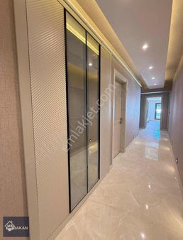 Bakan ' Dan Metropolis Bulvarında Satılık 3+1 150m2 Daire