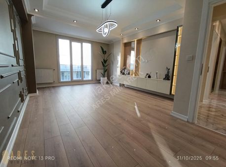 Ares'den Kiralık Metrobüse Yakın Merkezi Konumda Ultra Lüx Daire