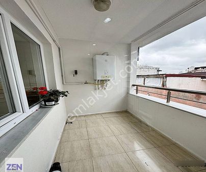 Acil Satılık!! 2+1 Balkonlu 100 M2 Ara Kat Daire