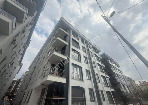 İlkeden Çınar'da Metroya Ve Minibüse Yakın Teraslı Lüks 68m2 2+1