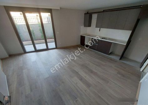 Küçükyalı Mah. Satılık Daire - İlke'den Sıfır Lüks Binada Metroya Yakın Ferah Geniş 62m2 1+1